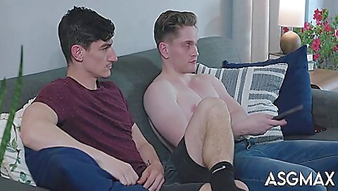 Hot Jocks Get Into Fight That Turns To Rough Gay Sex - Jay Tee, Aiden Ward 15 Min