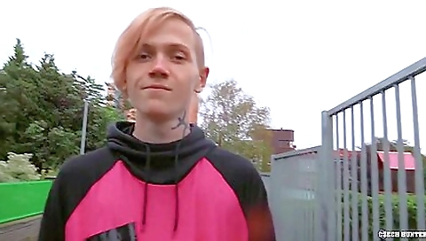 A Twink Is Making Some Fast Cash