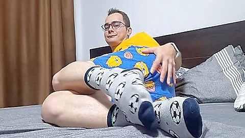 Horny College Boy Jerking Off In Bed While Waiting For Stepdaddy